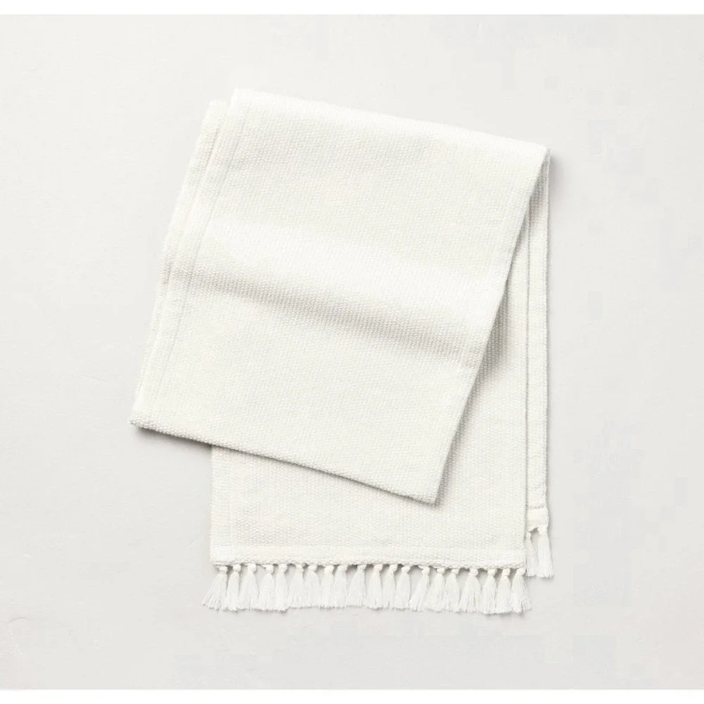 Table Runner 14